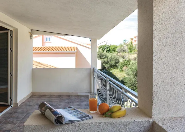 Two-bedroom With Sea View 02