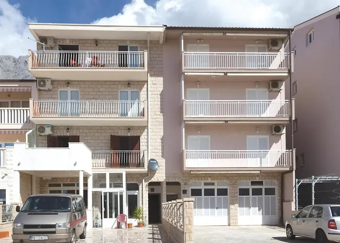 Daire Two-bedroom With Sea View 02 *