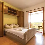 Two-Bedroom Apartment Makarska With Sea View 02 Apartment