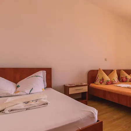Two-bedroom With Sea View 02 *